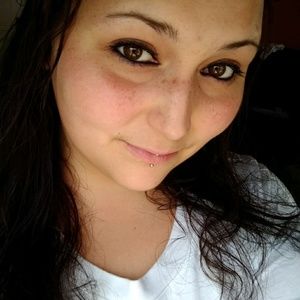 Meet your Posher, Casondra